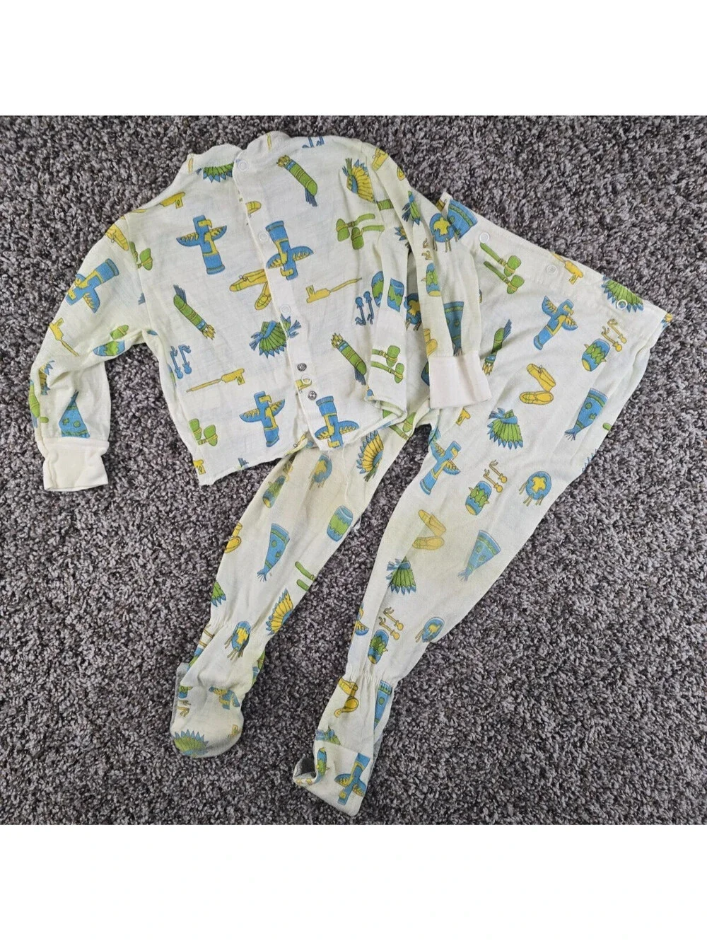 Vintage Retro Carters Boys Sz 4 Pajama Top Pants Set Native American Print